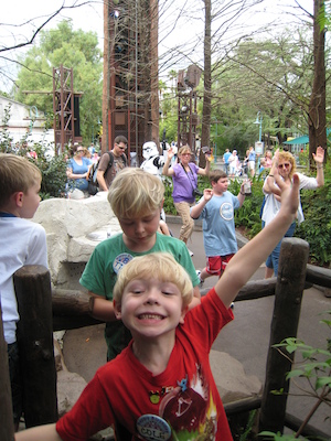 Storm Trooper arresting the crowd (03-01-2011 12:16)