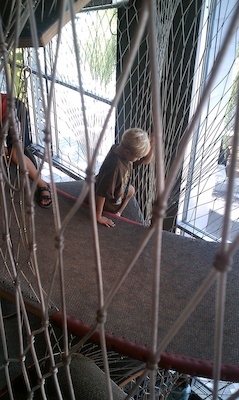 Tim climbing at the Children's Museum (08-31-2010 12:32)