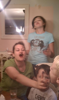 Xine, Cole and the Baers wear chocolate moustaches (09-08-2010 18:30)