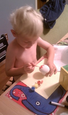 Cole painting a mushroom (09-30-2010 08:02)