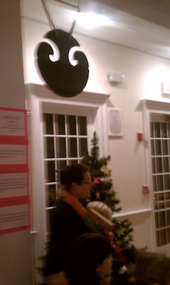 Xine and Cole with a hammer (12-21-2010 18:38)