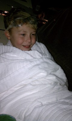 Tim watches the fireworks from the Polynesian beach (03-01-2011 20:05)