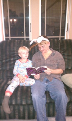 Andrew reading to Tim (10-30-2010 19:25)