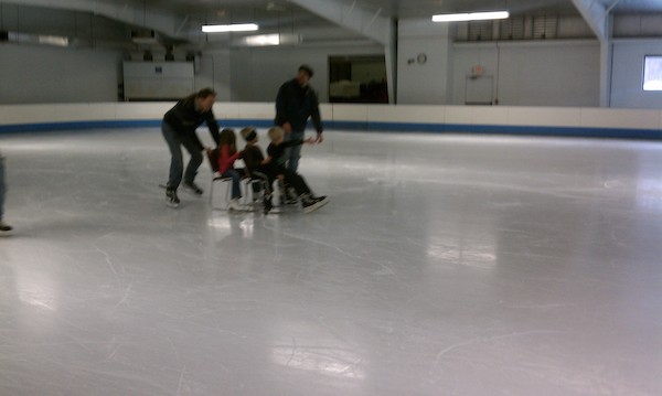 Ben pushing Linnea, Tim and Cole with Jay (03-06-2011 13:43)