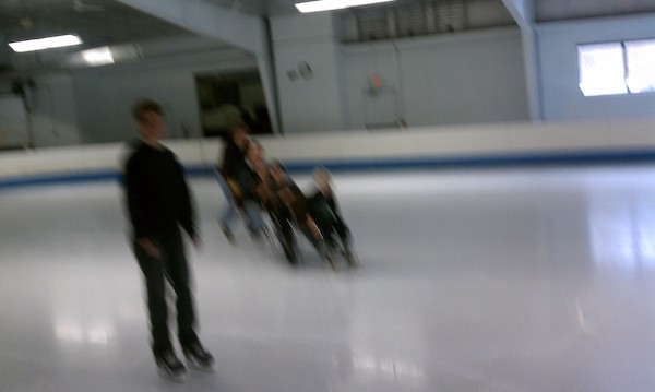 Shawn pushing Ben, Solomon, Tim and Cole (03-06-2011 13:50)
