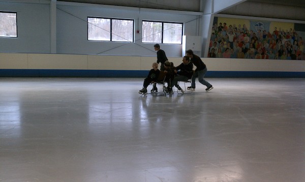 Shawn pushing Ben, Solomon, Tim and Cole (03-06-2011 13:50)