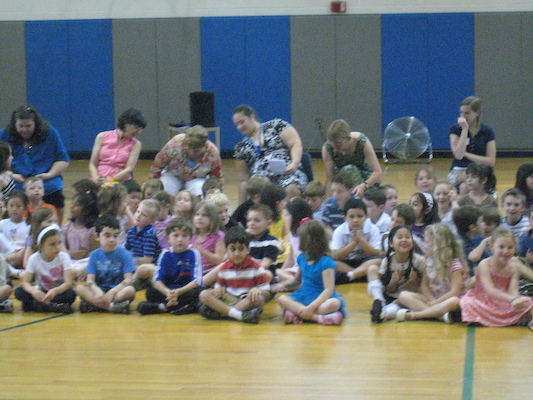 Cole music assembly (05-26-2011 08:46)