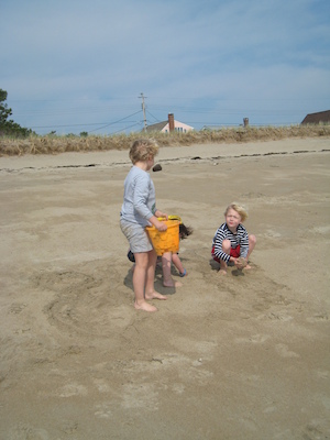 Tim, Cole and Jamie at Ferry Beach (05-07-2011 08:22)