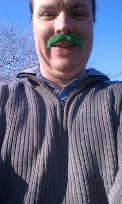 IMAG0622 - Ben moustache (03-17-2011 08:41)