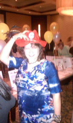 IMAG0630 - Xine with a pirate hat (03-18-2011 21:57)