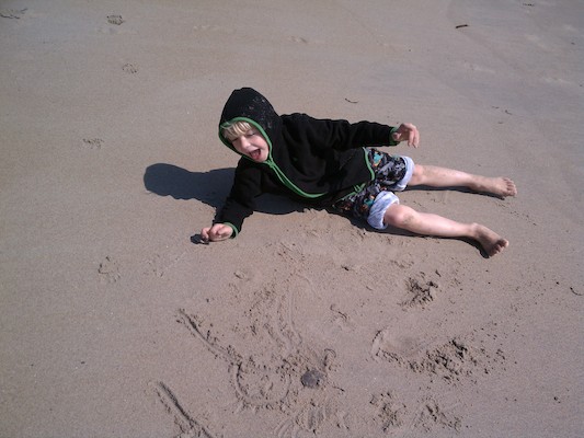 IMG_20110508_093308 - Cole on Ferry Beach (05-08-2011 09:33)