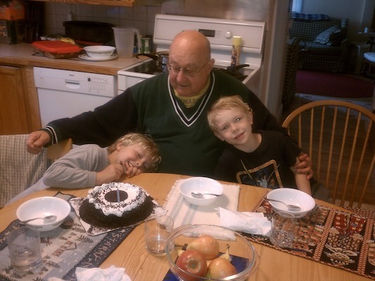 IMG_20110522_135038 - Tim, Poppy and Cole for Poppy's birthday (05-22-2011 13:50)