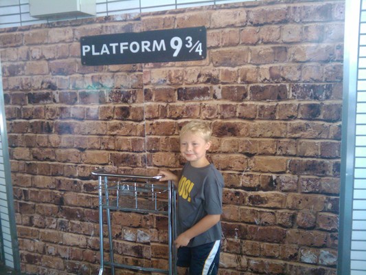 Tim ready for the Hogwarts express (07-24-2011 12:42)