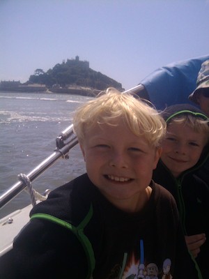Tim, Cole and Xine on the boat to St Michaels Mount (07-07-2011 13:51)
