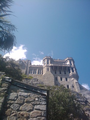 View up to St Michaels Mount (07-07-2011 15:31)