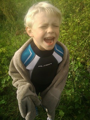 Cole coming up from the beach (07-08-2011 18:25)