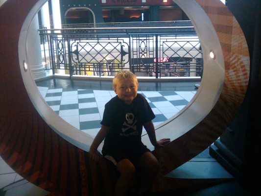 Tim at Yo Sushi (07-22-2011 13:07)