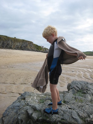 Cole on the beach (07-08-2011 17:20)