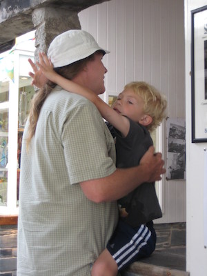 Ben and Cole at the craft shops in St. Ives (07-11-2011 11:26)