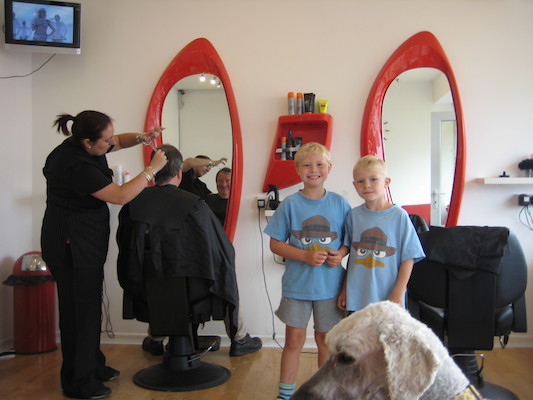 Grandad getting his haircut while Tim, Cole and Bazzle watch (07-12-2011 12:21)