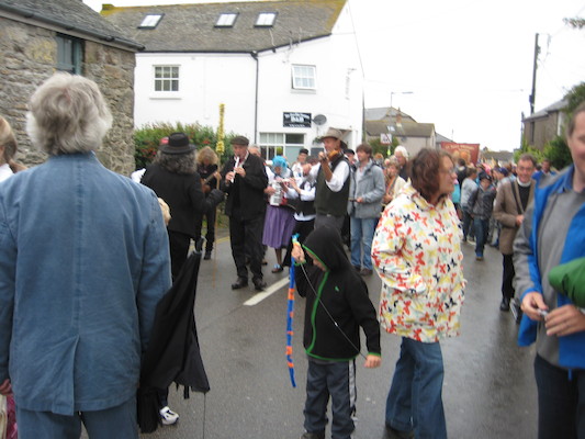 Tim, Cole, Xine and Ben in the parade (07-16-2011 10:56)