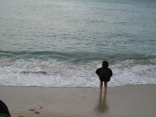 Cole and Tim on Hayle beach (07-04-2011 19:07)