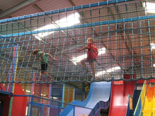 Tim climbing (07-05-2011 13:27)