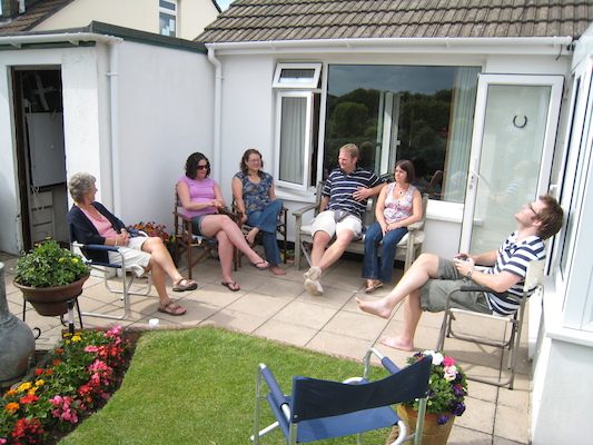 Jean, Sarah, Xine, Simon, Charlotte and Matt (07-09-2011 16:35)