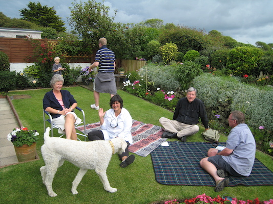 Cole, Jean, Bazzle, Simon, Donna, Granddad and John (07-09-2011 17:14)
