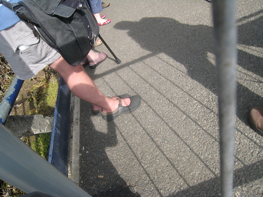 Waiting for the train (by Cole) (07-11-2011 09:58)