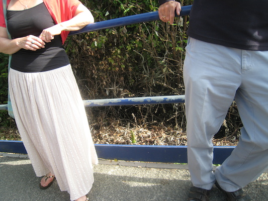 Waiting for the train (by Cole) (07-11-2011 09:59)