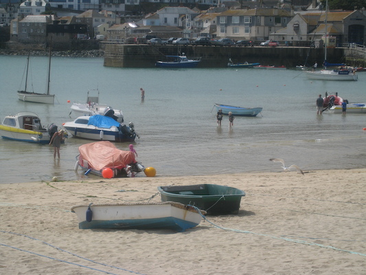 Tim and Cole in the St. Ives harbor (07-11-2011 11:54)