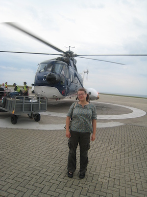 Xine in front of the helicopter (07-12-2011 08:30)