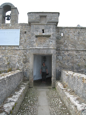 Xine entering Star Castle (07-12-2011 11:01)