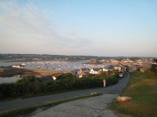 Hugh Town (07-12-2011 20:43)