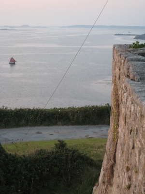 Sailing at Sunset (07-12-2011 21:11)