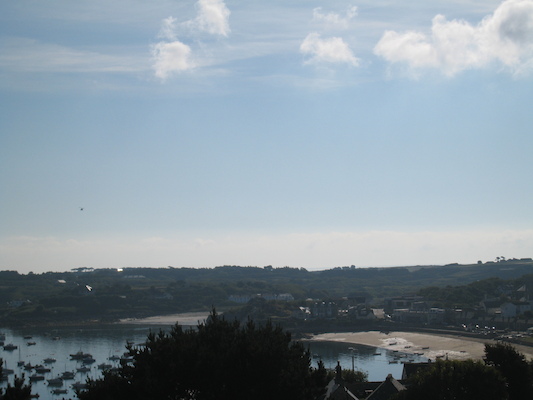 Helicopter over Hugh Town harbor (07-14-2011 08:49)