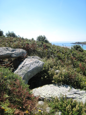 Burial chamber PAN2 (07-14-2011 11:54)