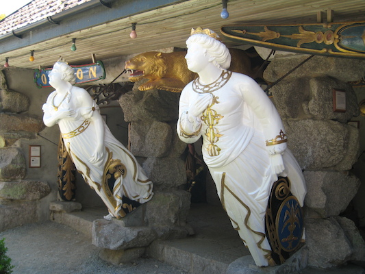 Figurehead collection (07-14-2011 13:10)