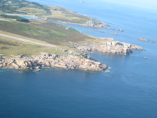 The Scillies from the helicopter (07-14-2011 18:36)