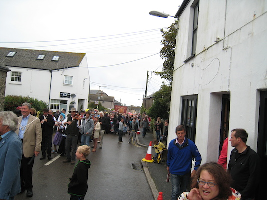Tim watching Mayor Granddad in the Lafrowda parade (07-16-2011 11:55)