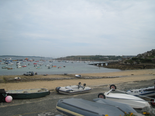 Hugh Town PAN (07-12-2011 09:35)