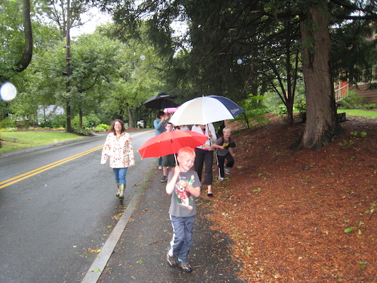 First day of school, walking to Lane (09-06-2011 08:25)