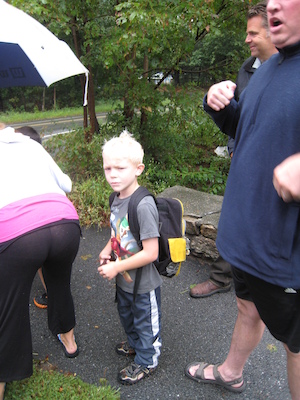 First day of school, waiting for the bus (09-06-2011 08:55)