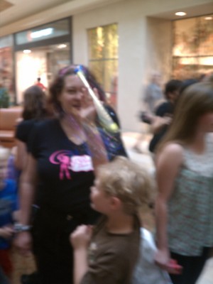 Tim and Xine post mob (06-25-2011 17:45)