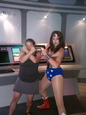 Xine and Wonder Woman (07-30-2011 17:42)