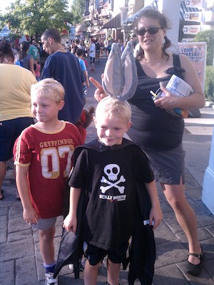 Tim, Bugs Cole, and Xine (07-30-2011 18:31)