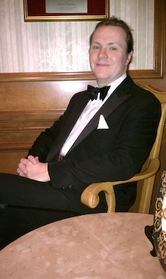 Ben in a tux (02-28-2011 17:21)