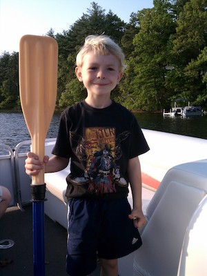 Cole ready to row the boat (05-28-2011 18:34)