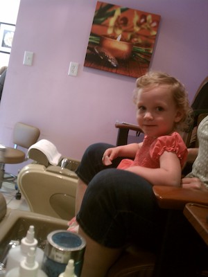 Linda getting toes painted (06-29-2011 11:08)